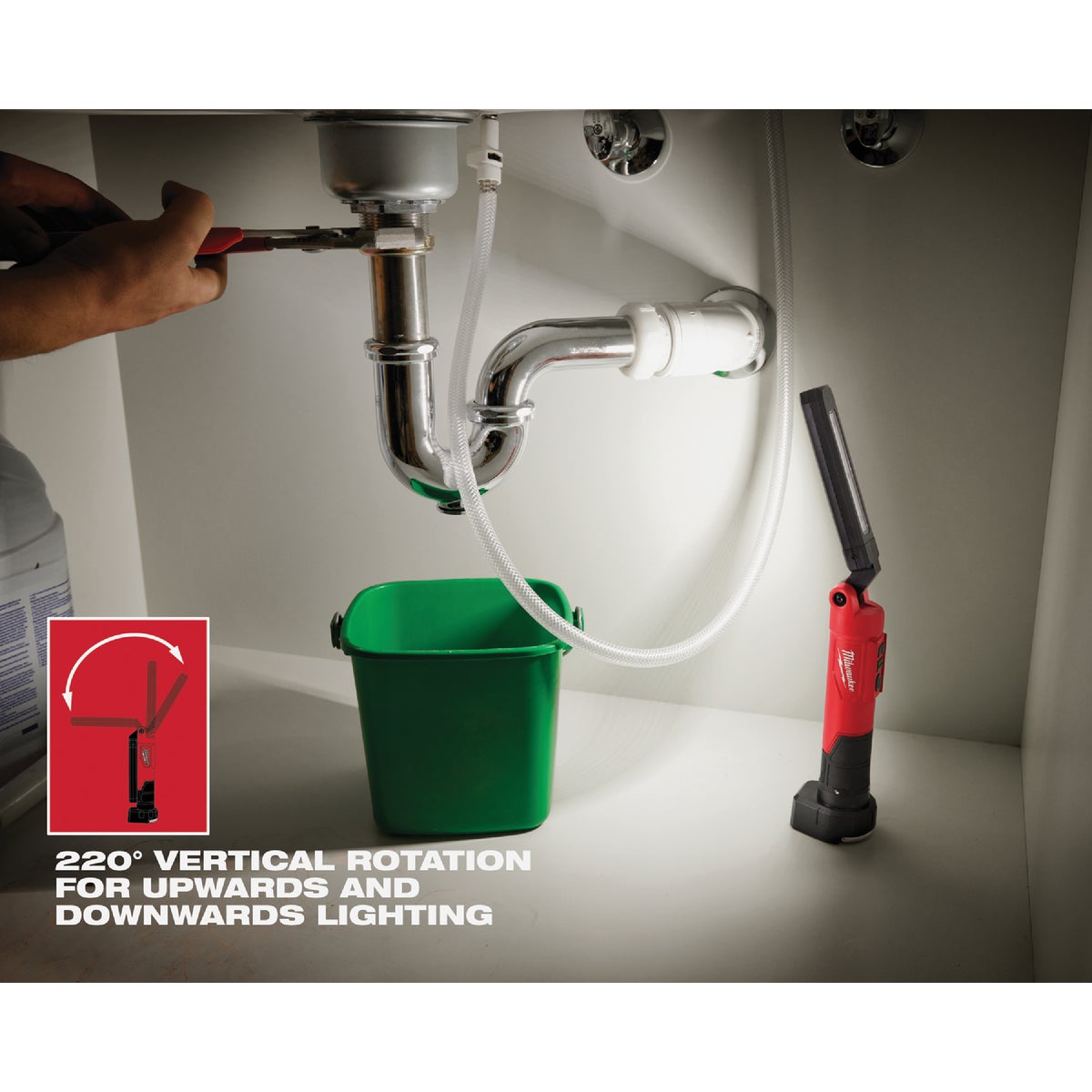 Milwaukee REDLITHIUM 550 Lm. LED USB Stick Light with Magnet Image 6