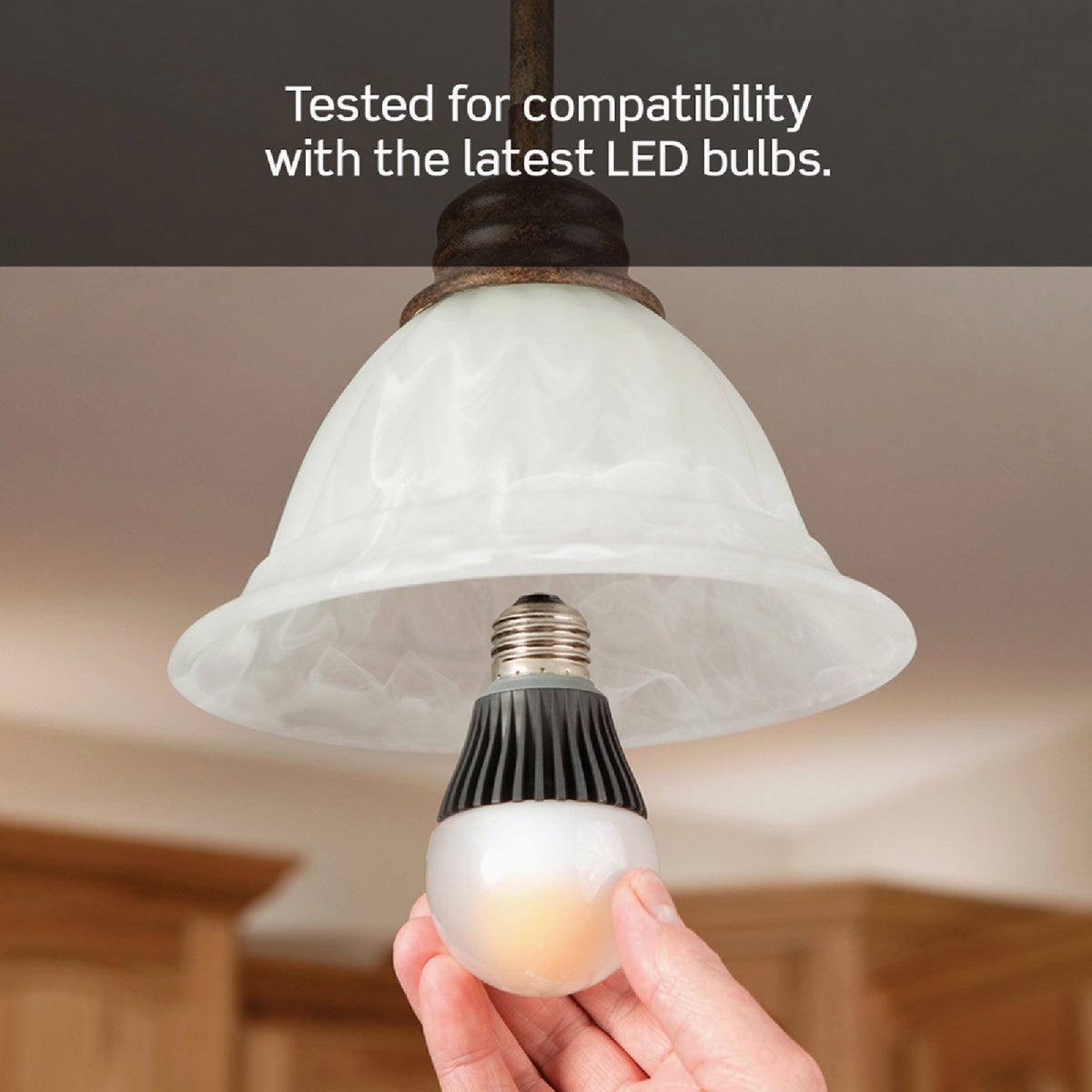 Leviton Decora Incandescent/Halogen/LED White Antimicrobial Treated Rocker Slide Dimmer Image 5