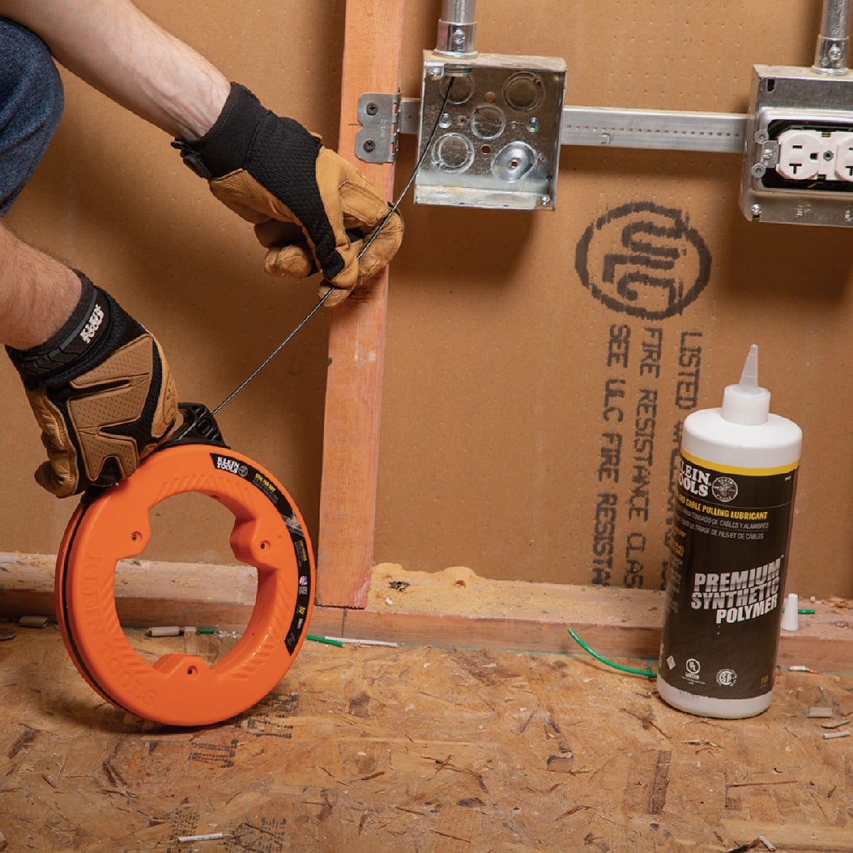 Klein 1/8 In. W. x 50 Ft. L. Steel Fish Tape Image 2