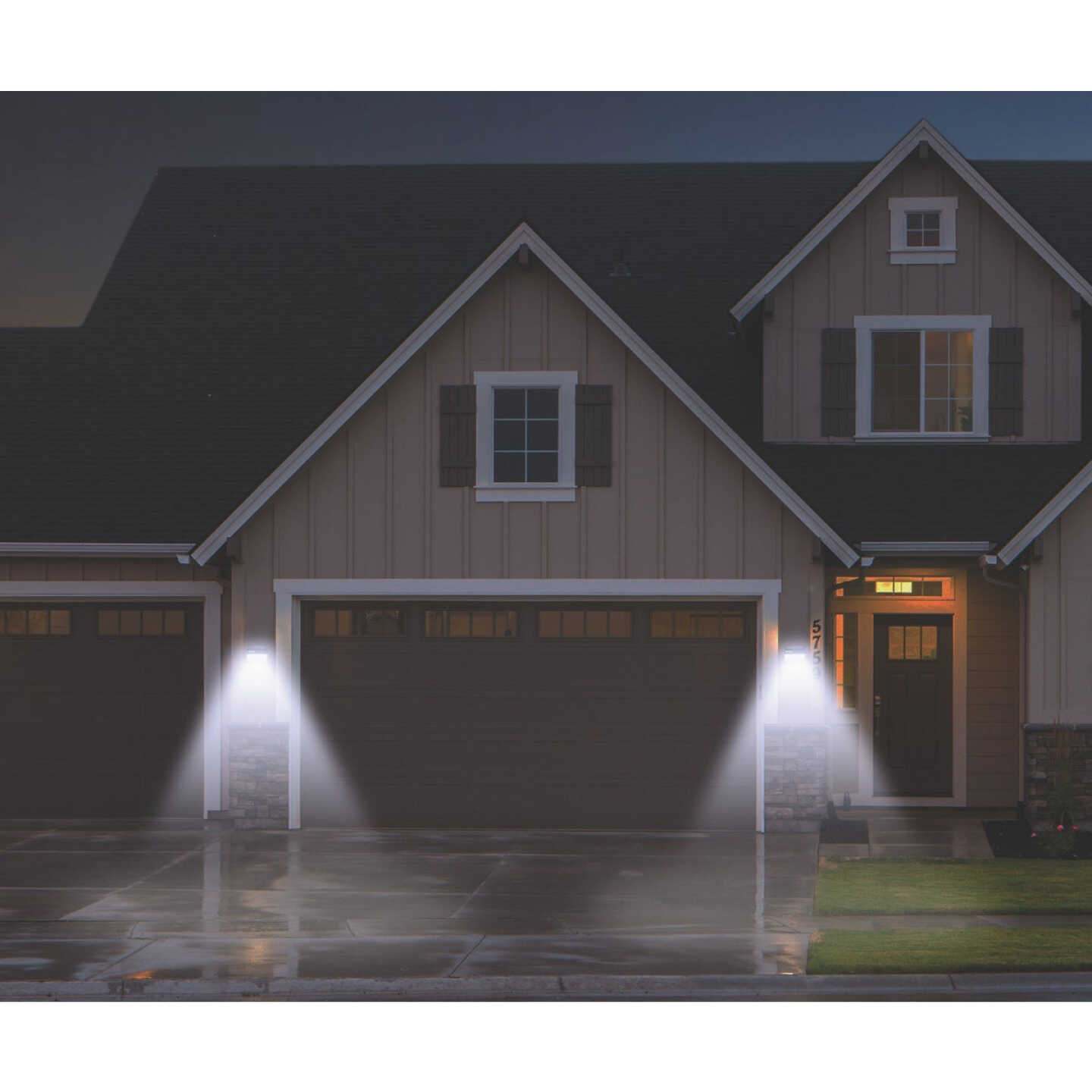 Wagan Tech Black Motion Activated Dusk To Dawn 1000 Lm. Solar Wall Light Image 4