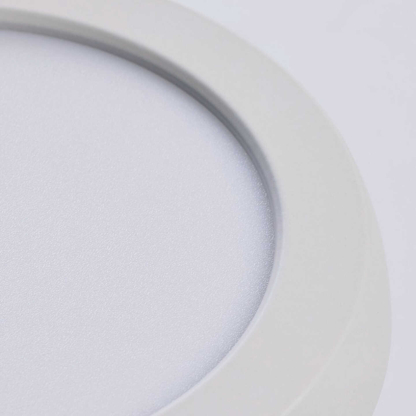 Satco Blink Pro 5 In. White 680 Lm. CCT-Selectable LED Flush Mount Light Fixture Image 7