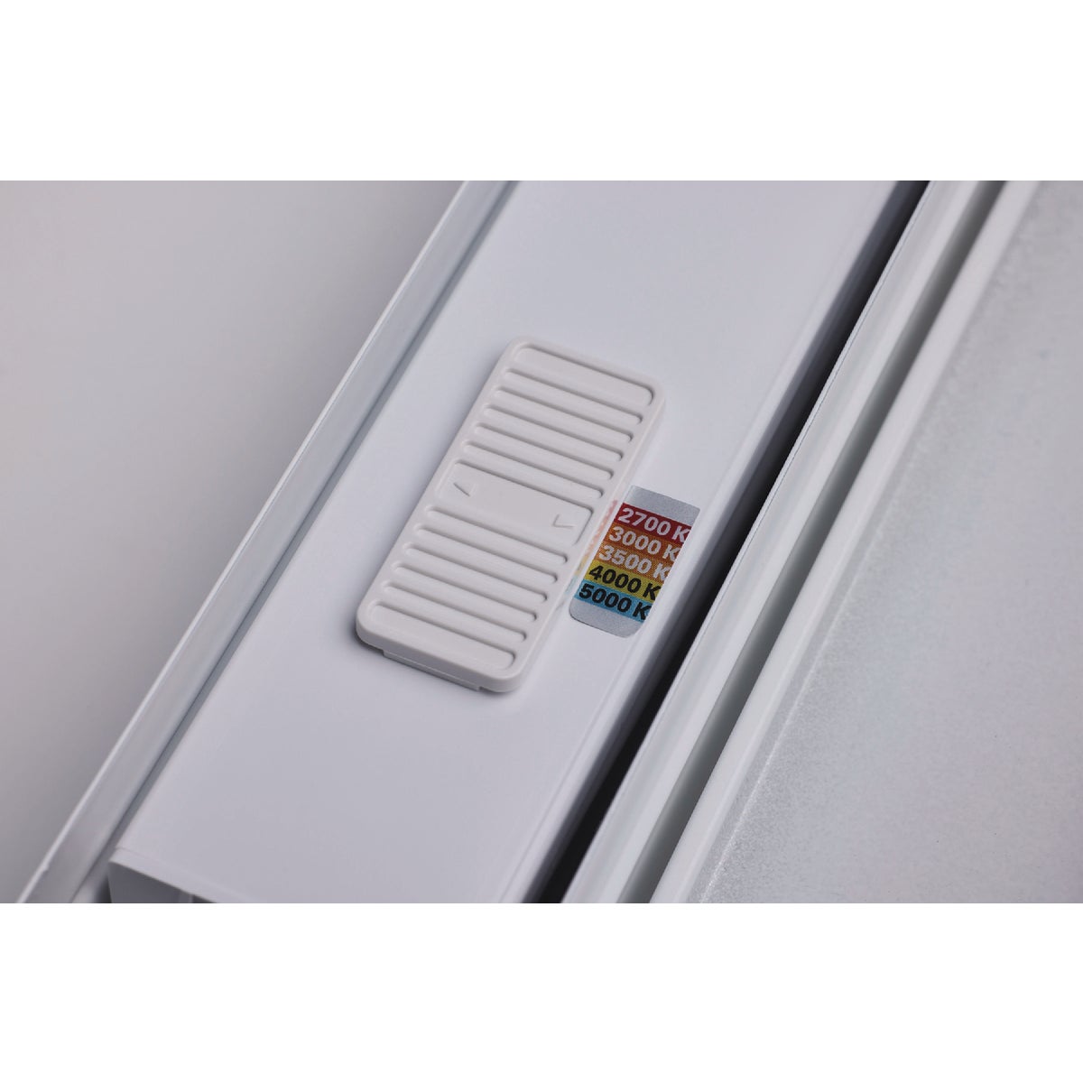 SATCO NUVO 30W LED 4 Ft. Connectable Strip Light 27K/30K/35K/40K/50K CCT-Selectable White Image 4