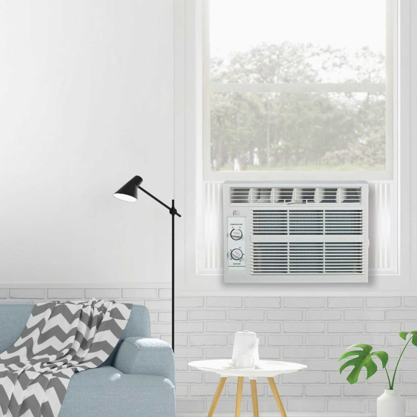 Perfect Aire 5000 BTU 150 Sq. Ft. Window Air Conditioner Image 3