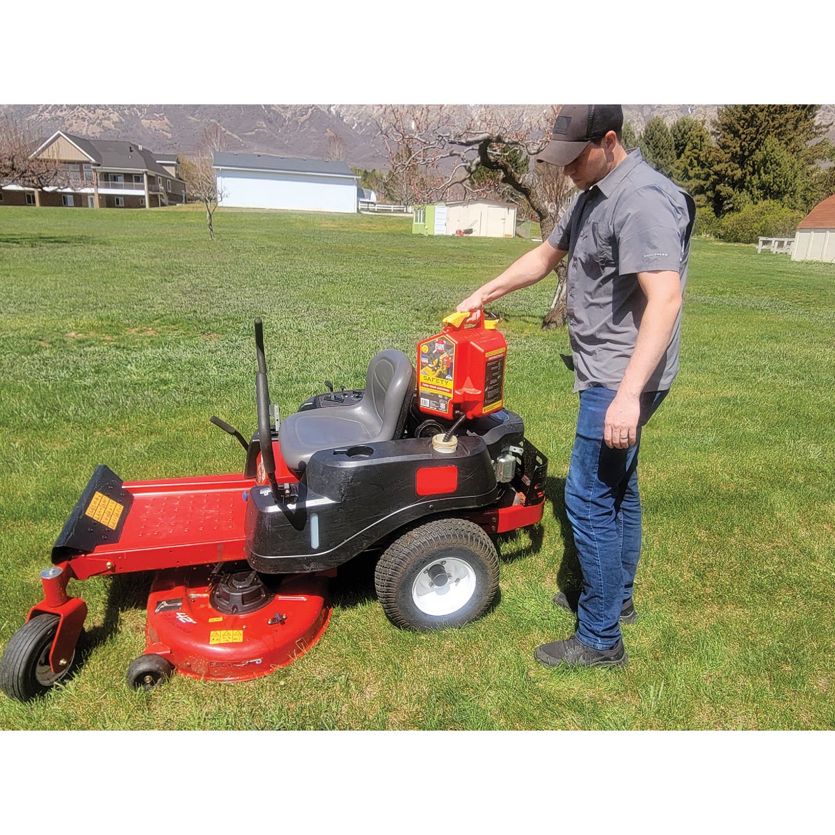 SureCan 5 Gal. Plastic Gasoline Safety Fuel Can, Red Image 2