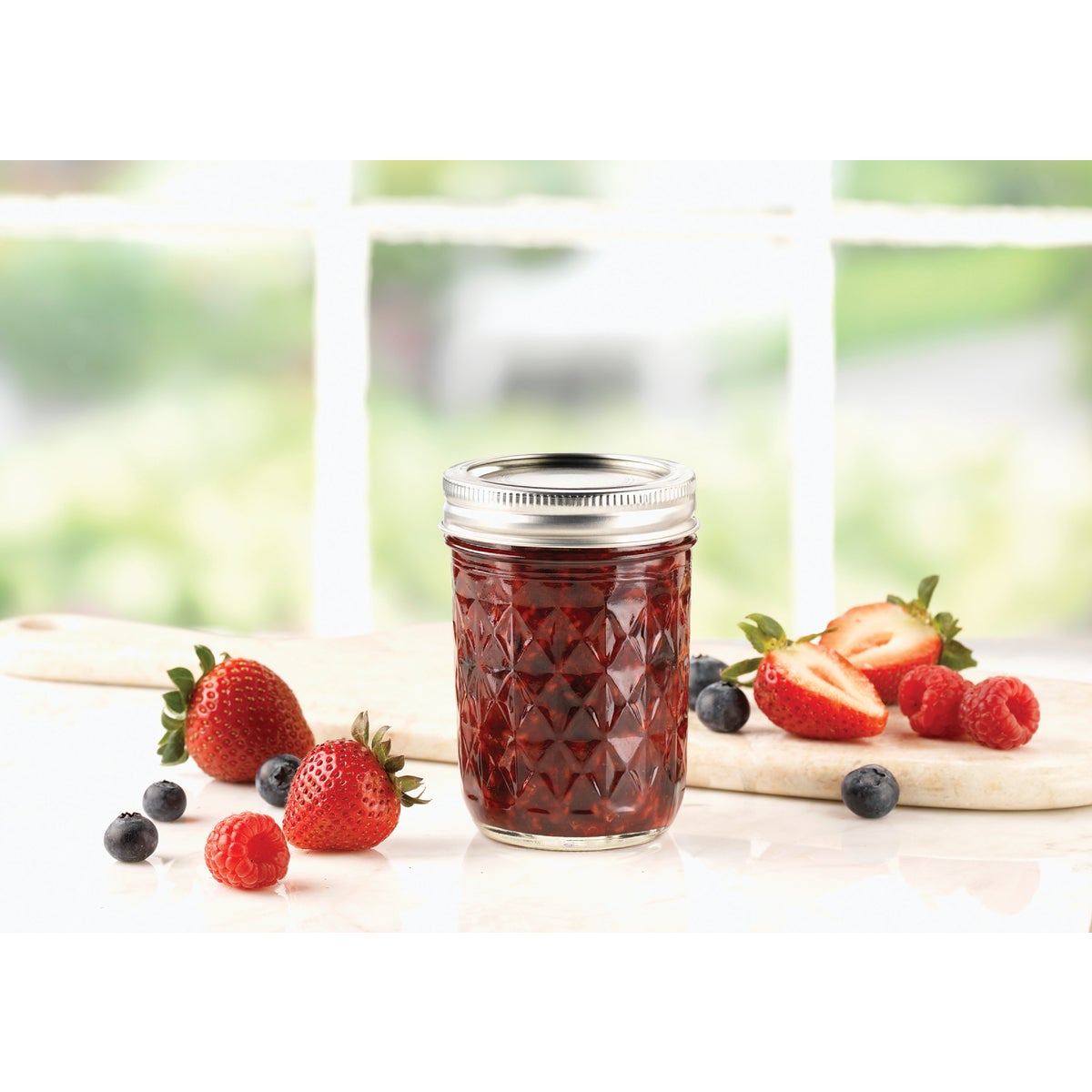 Ball 8 Oz. Glass Deluxe Jam or Jelly Jar, (12-Pack) Image 2
