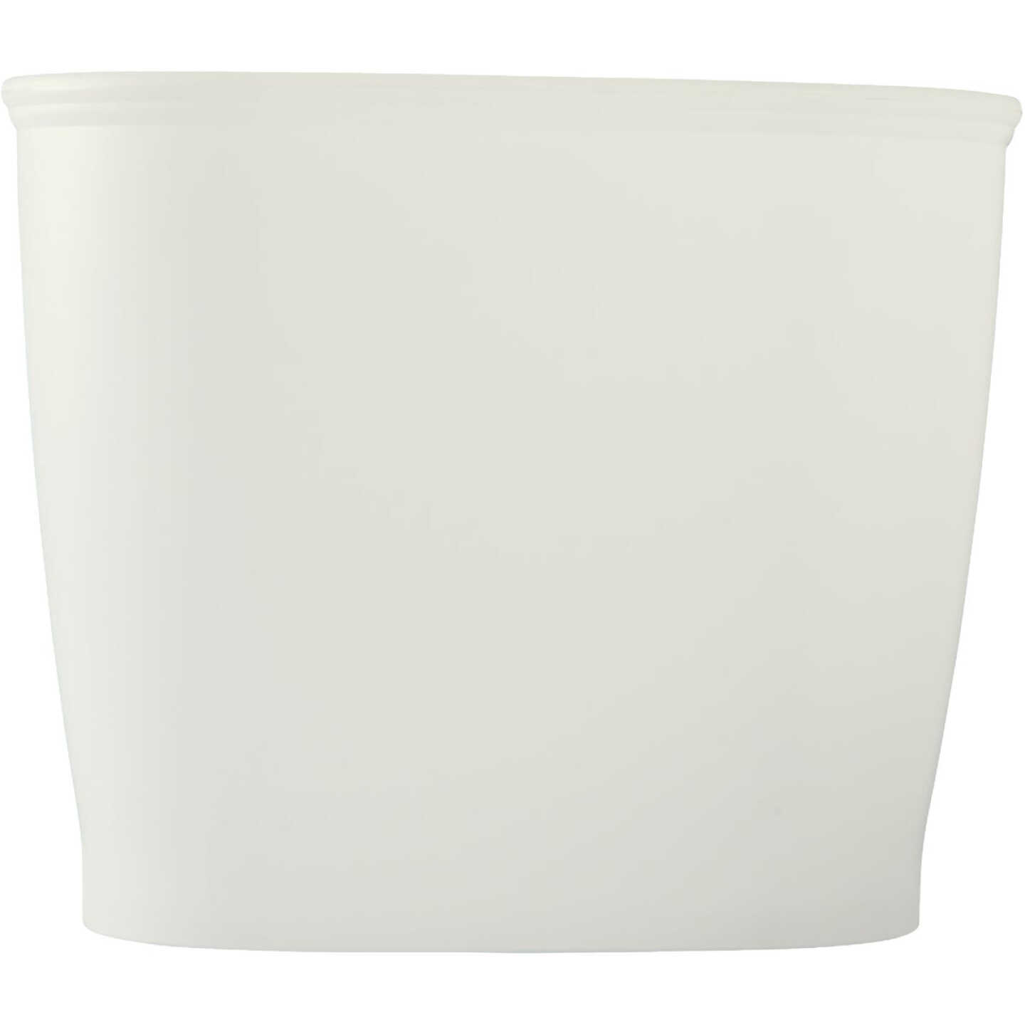 iDesign Kent 2 Gal. White Oval Wastebasket Image 3