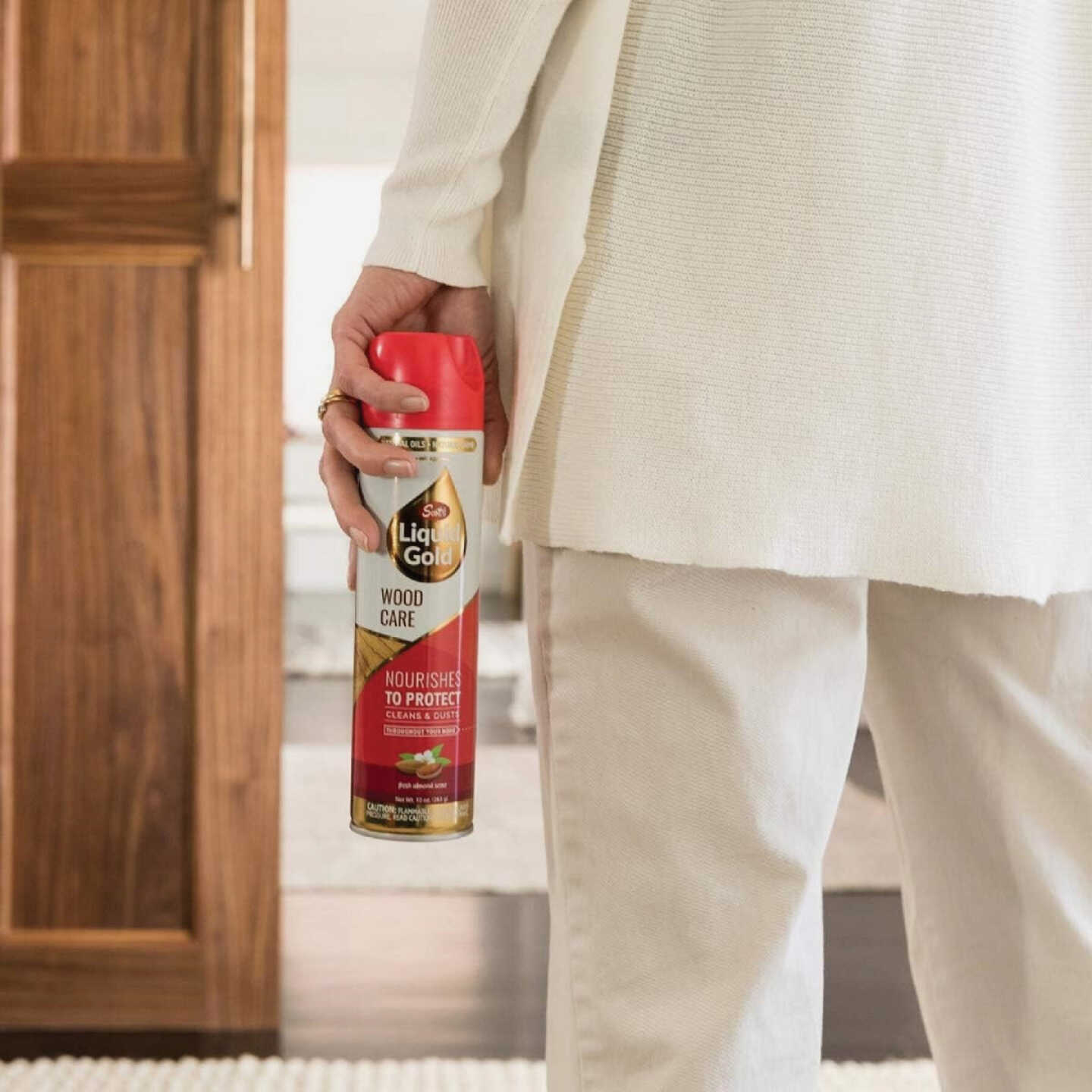 Scott's Liquid Gold 11.5 Oz. Wood Cleaner & Preservative Image 4