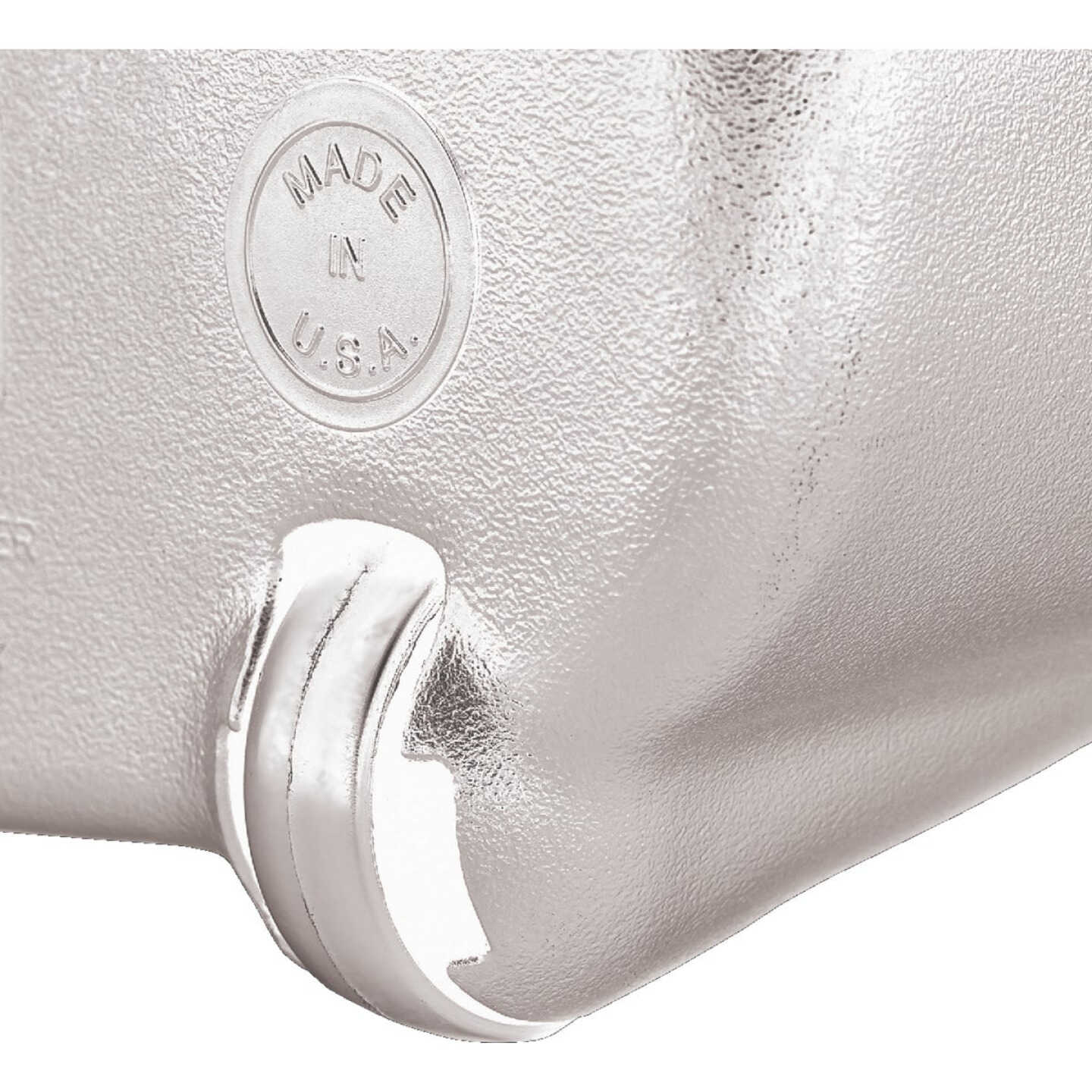 Rubbermaid Commercial Lobby Pro Black Upright Dustpan Image 4