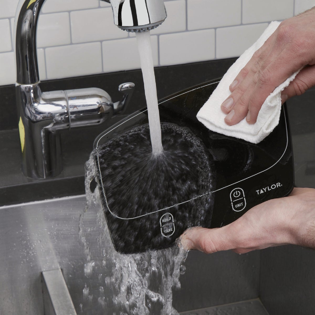 Taylor 11 Lb. Capacity Waterproof Digital Kitchen Scale Image 5