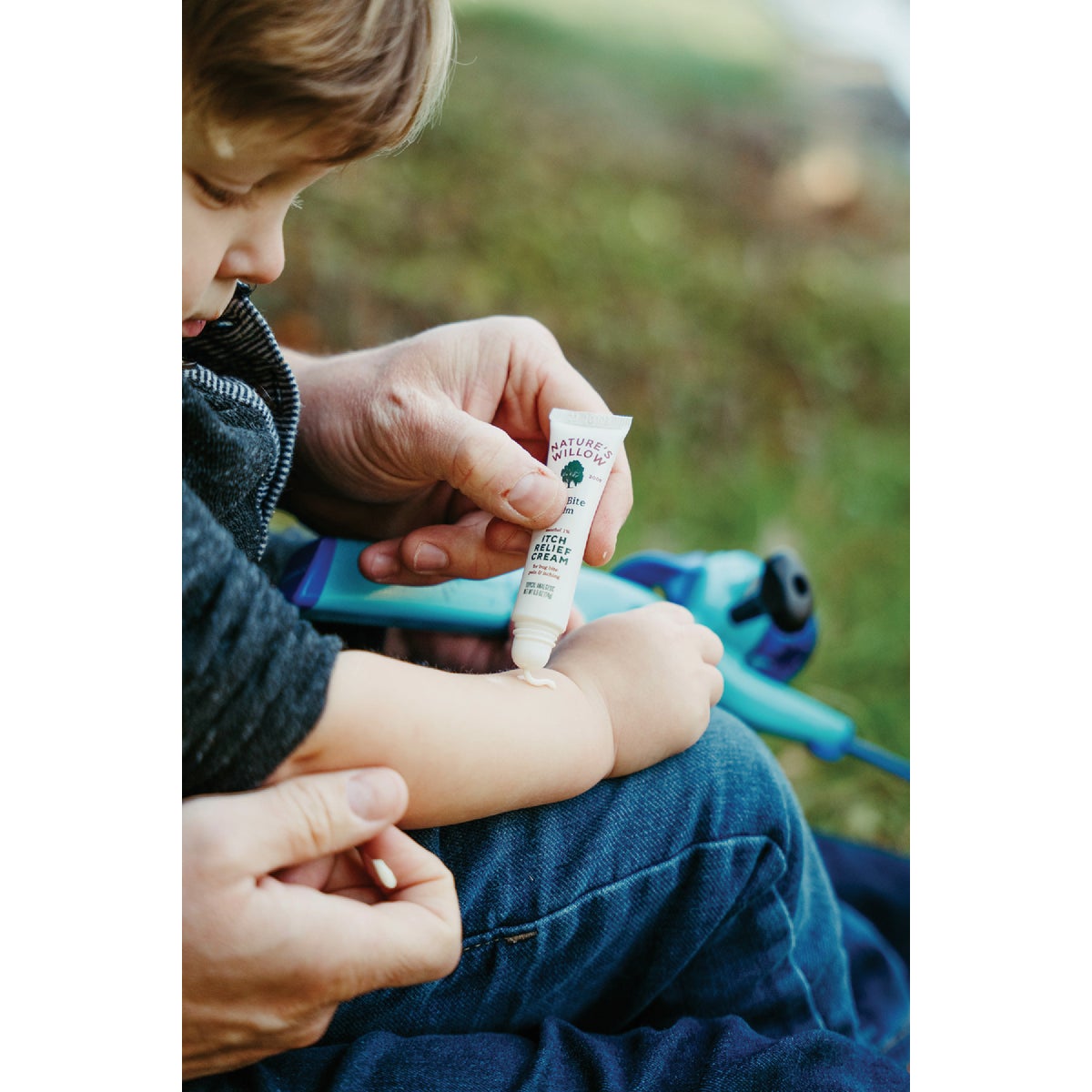 Nature's Willow 0.5 Oz. Bug Bite Balm Itch Relief Image 2