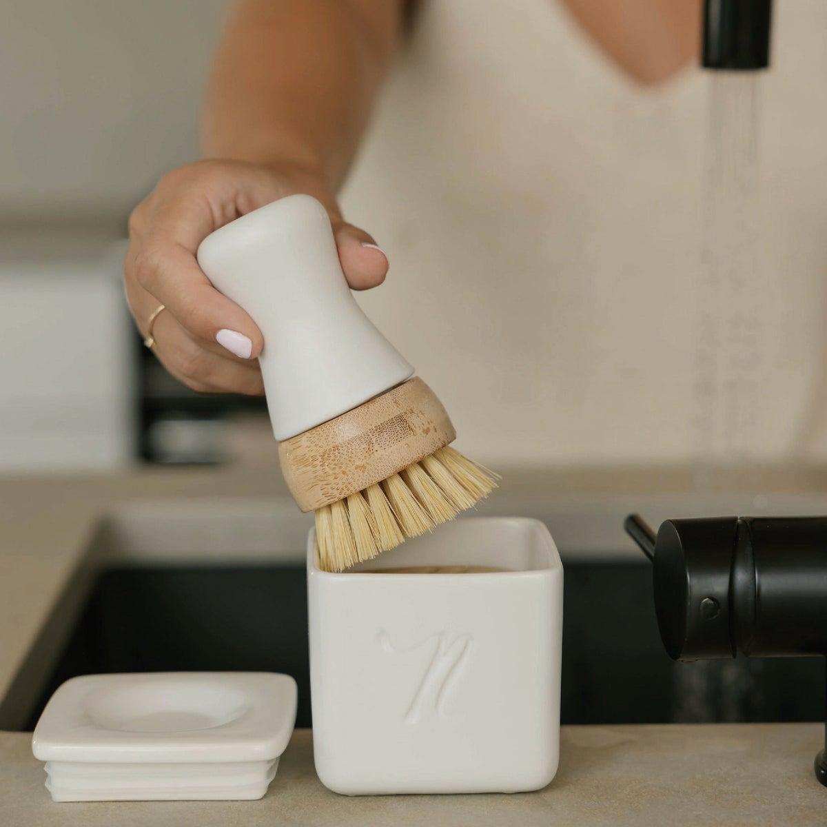 Nellie's Dish Butter Solid Dish Soap Image 3