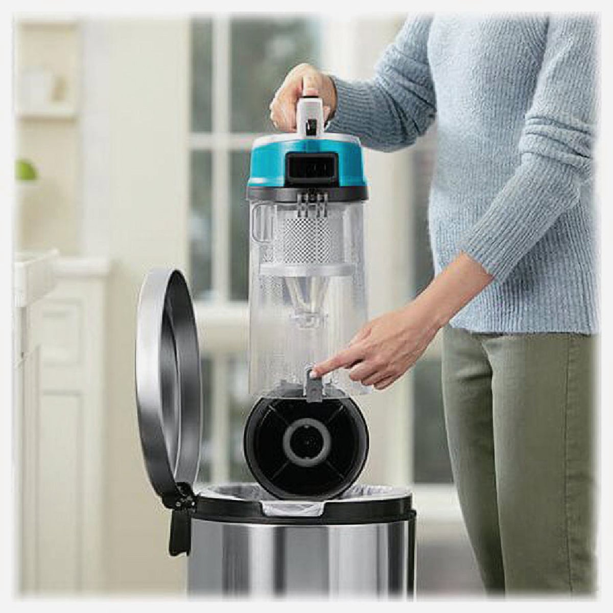 Bissell CleanView Swivel Rewind Pet Vacuum Cleaner Image 6