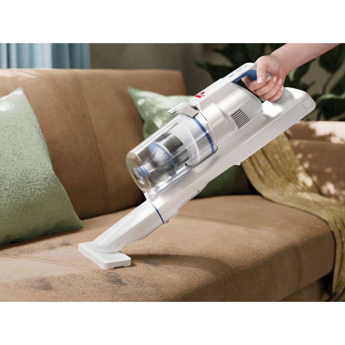 Bissell PowerClean 200W Cordless Stick Vacuum Image 2