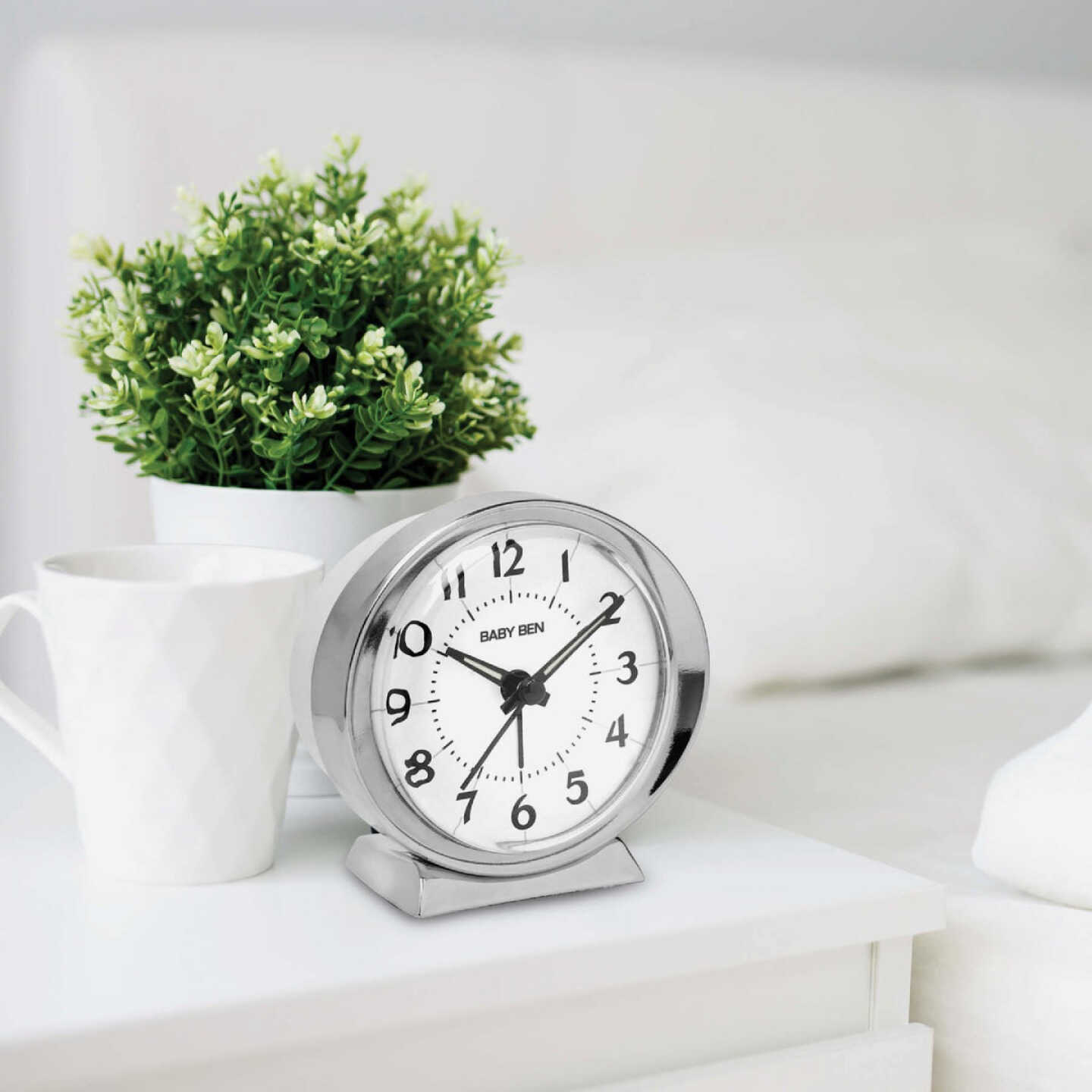 Westclox Baby Ben Silver Classic Style Battery Operated Alarm Clock Image 3