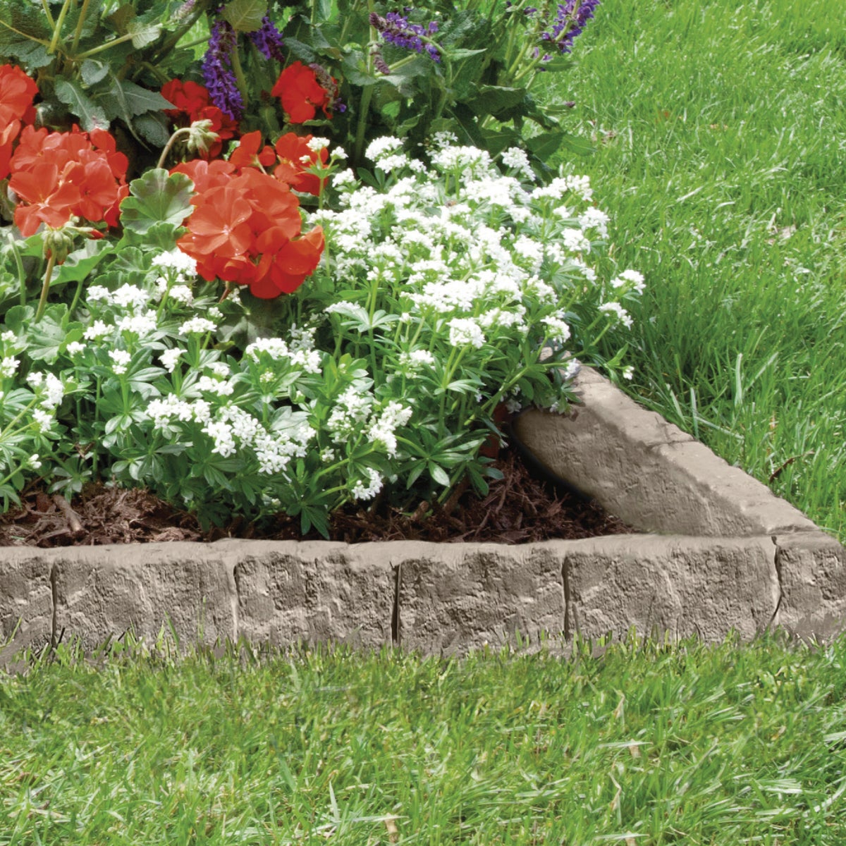 Suncast 6 In. H. x 12 In. L. Border Stone Poly Lawn Edging (10-Pack) Image 3