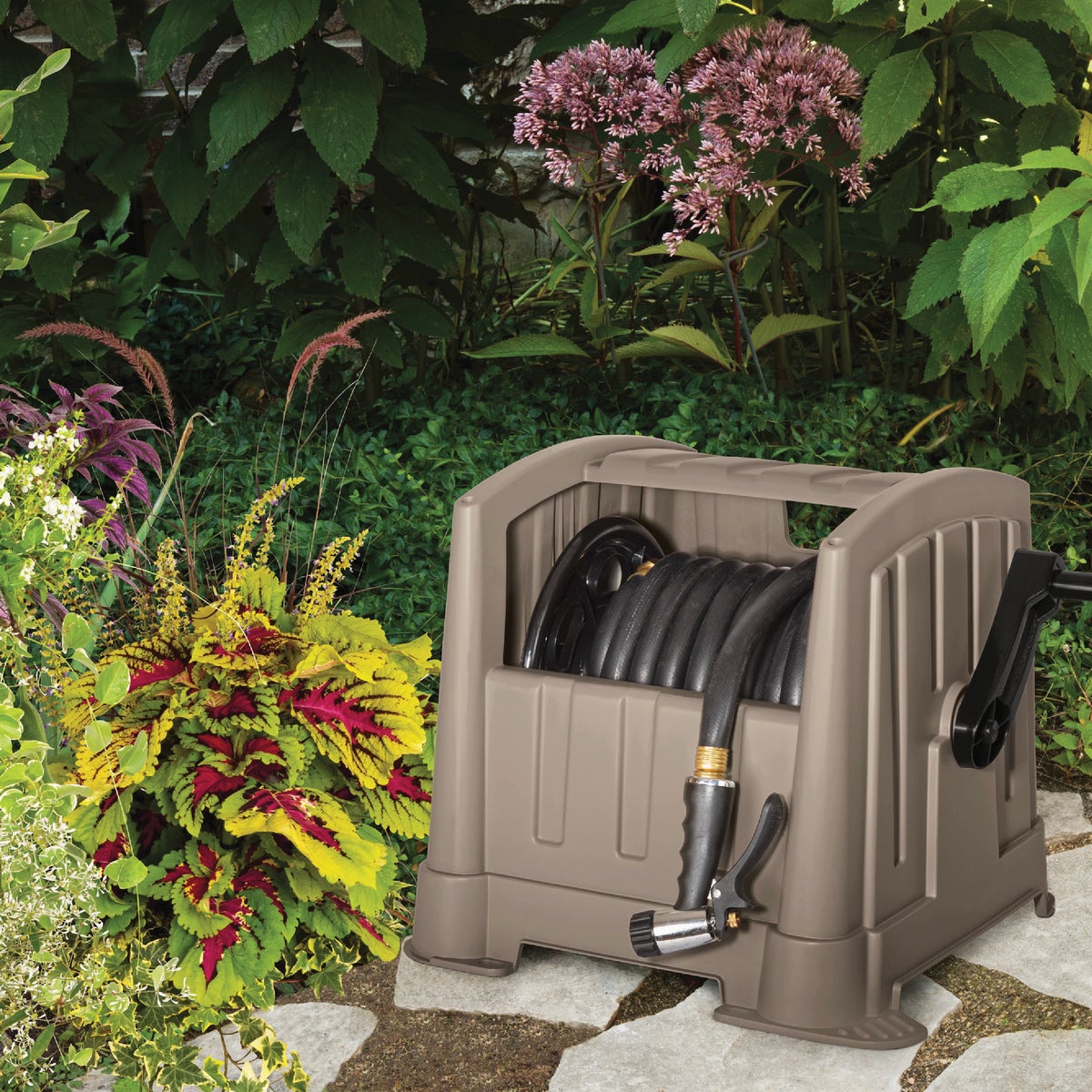 Suncast Hideaway 100 Ft. Dark Taupe Hose Storage Image 2