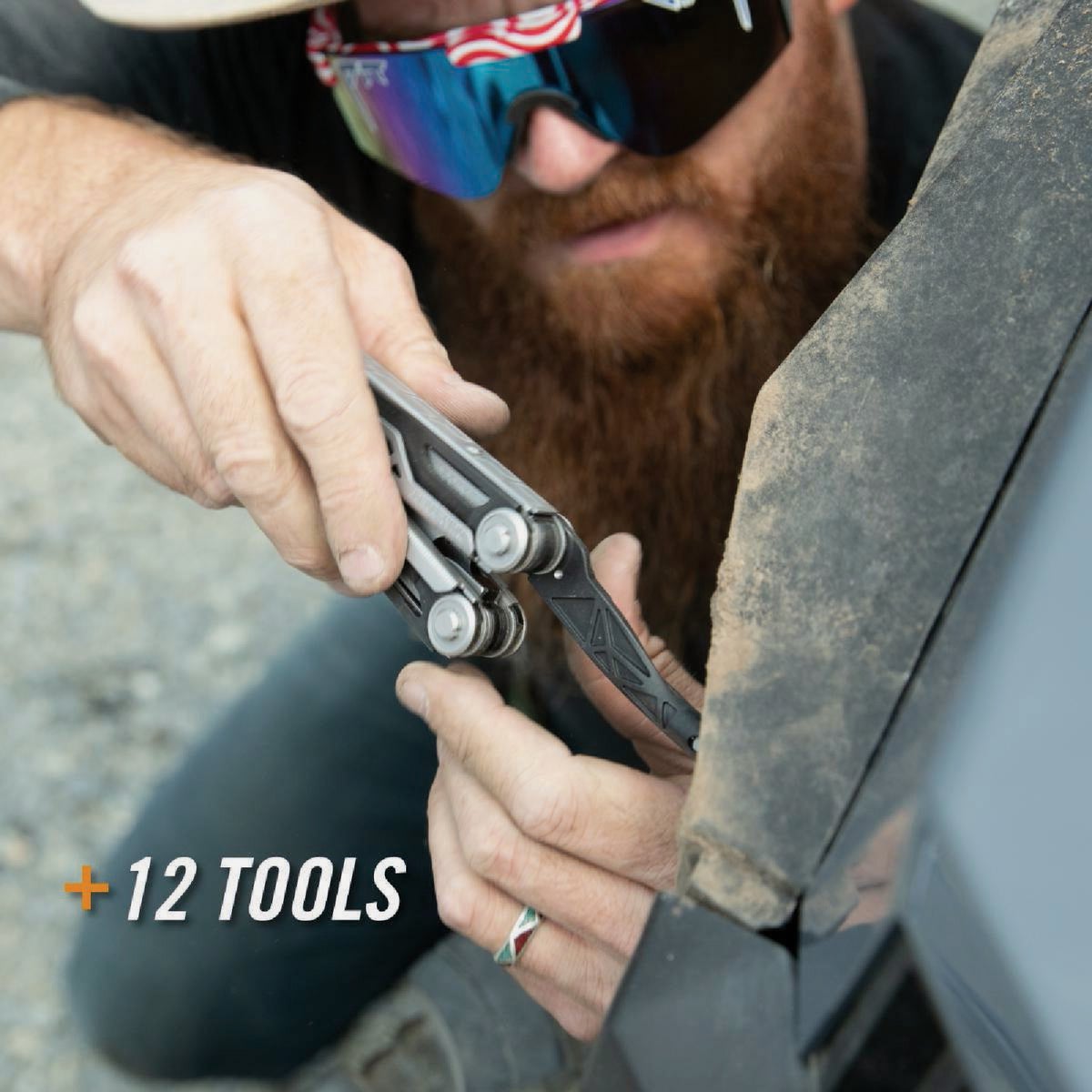 Gerber Dual Force 12-In-1 Stainless Steel Multi-Tool Image 3