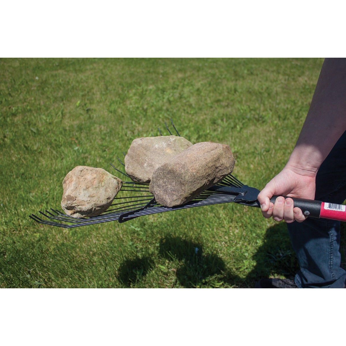 Bully Tools 24-Tine Thatching Rake with Fiberglass Handle Image 2
