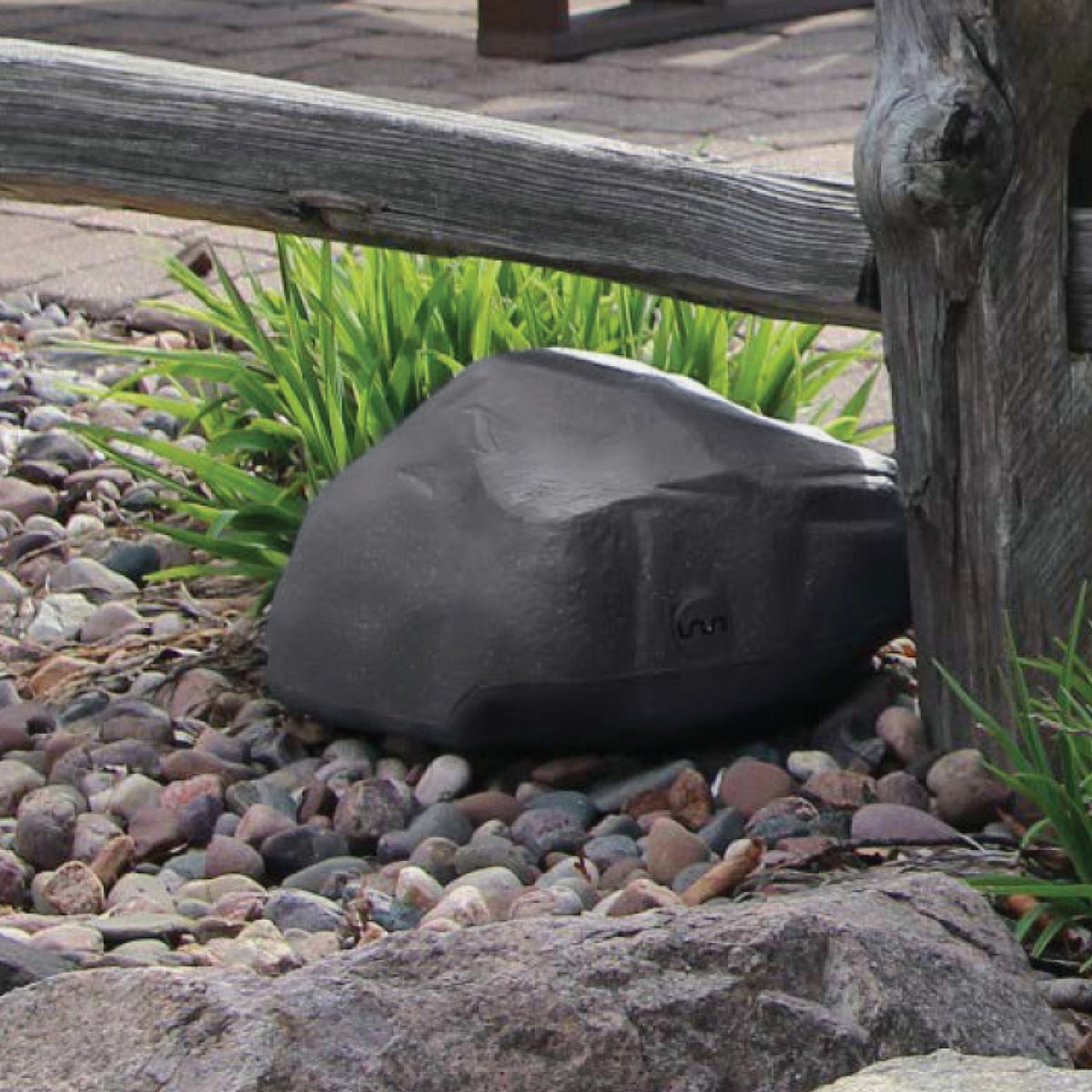 TOMCAT Refillable Rockspace Bait Station with 15 Block Baits & 1 Station Image 6