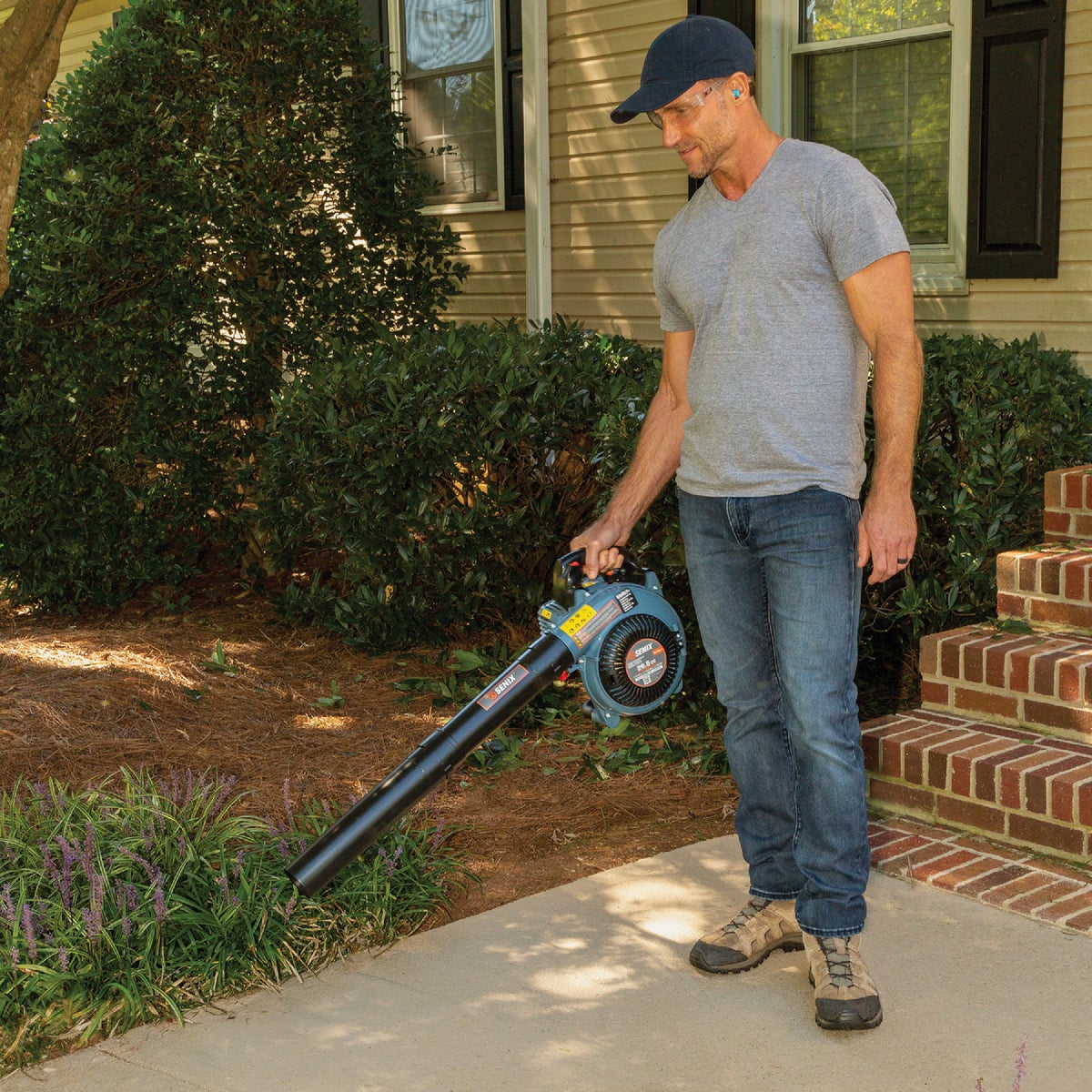 Senix 4QL 26.5cc 4-Cycle Handheld Gas Powered Leaf Blower Image 6