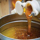 Harvest Lane Honey 5 Gal Plastic Honey Bucket with Gate Image 2