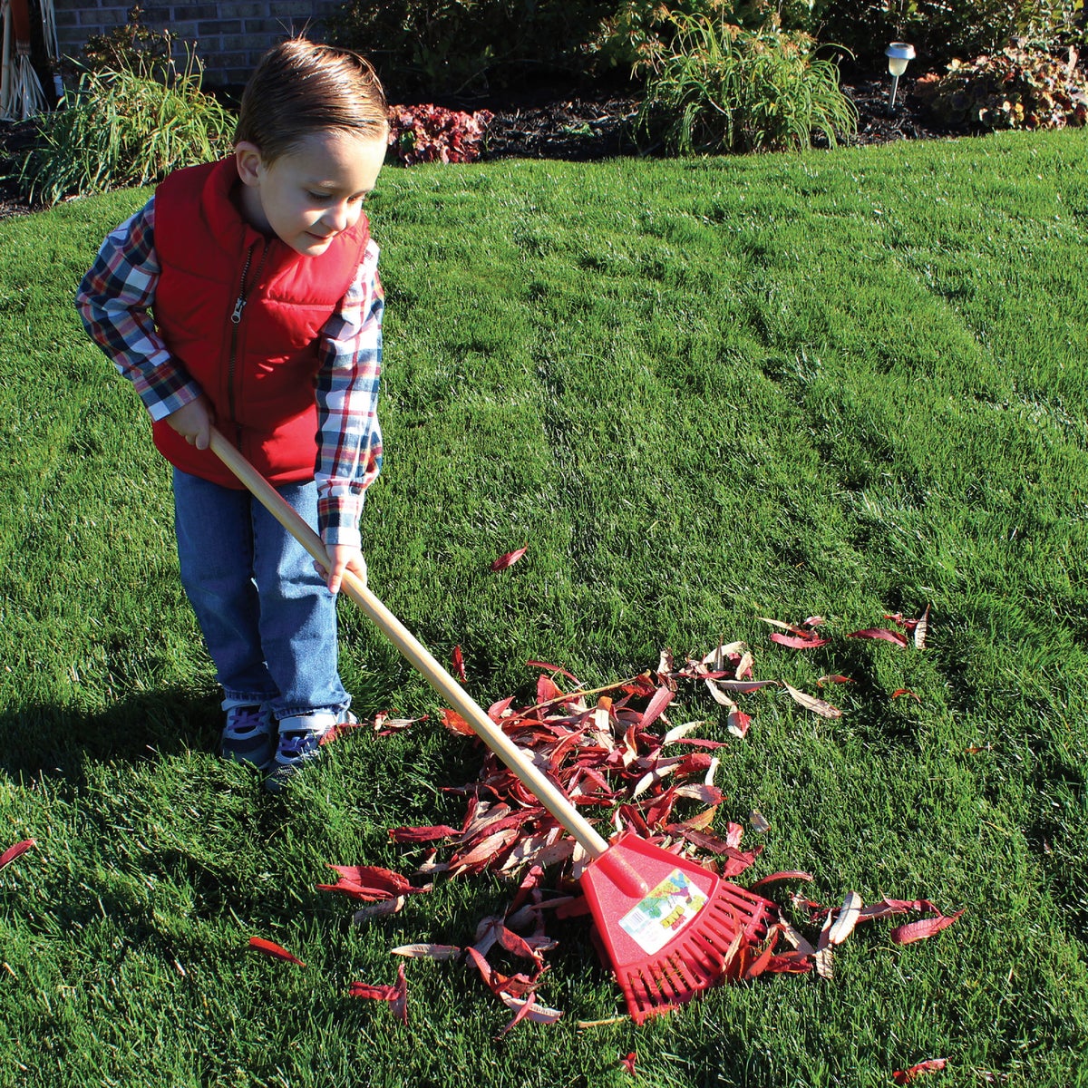 Emsco Little Diggers Kids Leaf Rake Image 2