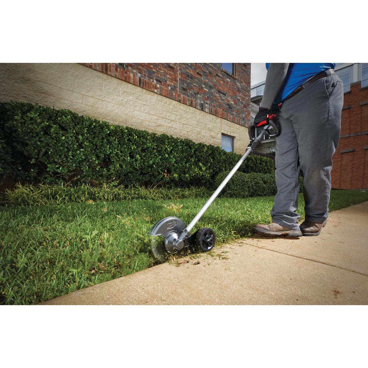 Milwaukee M18 FUEL 8 In. Edger Attachment for QUIK-LOK Attachment System Image 5
