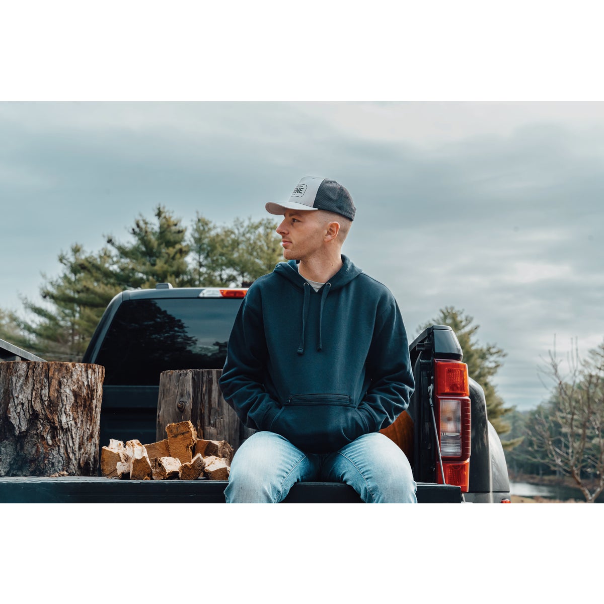 Berne Gray Badge Logo Trucker Cap Image 4