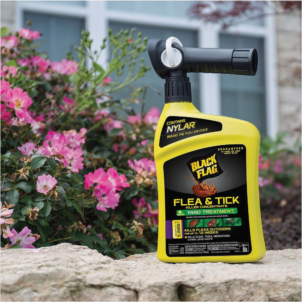 Black Flag 32 Oz. Ready To Spray Flea & Tick Killer Yard Treatment2 Image 3