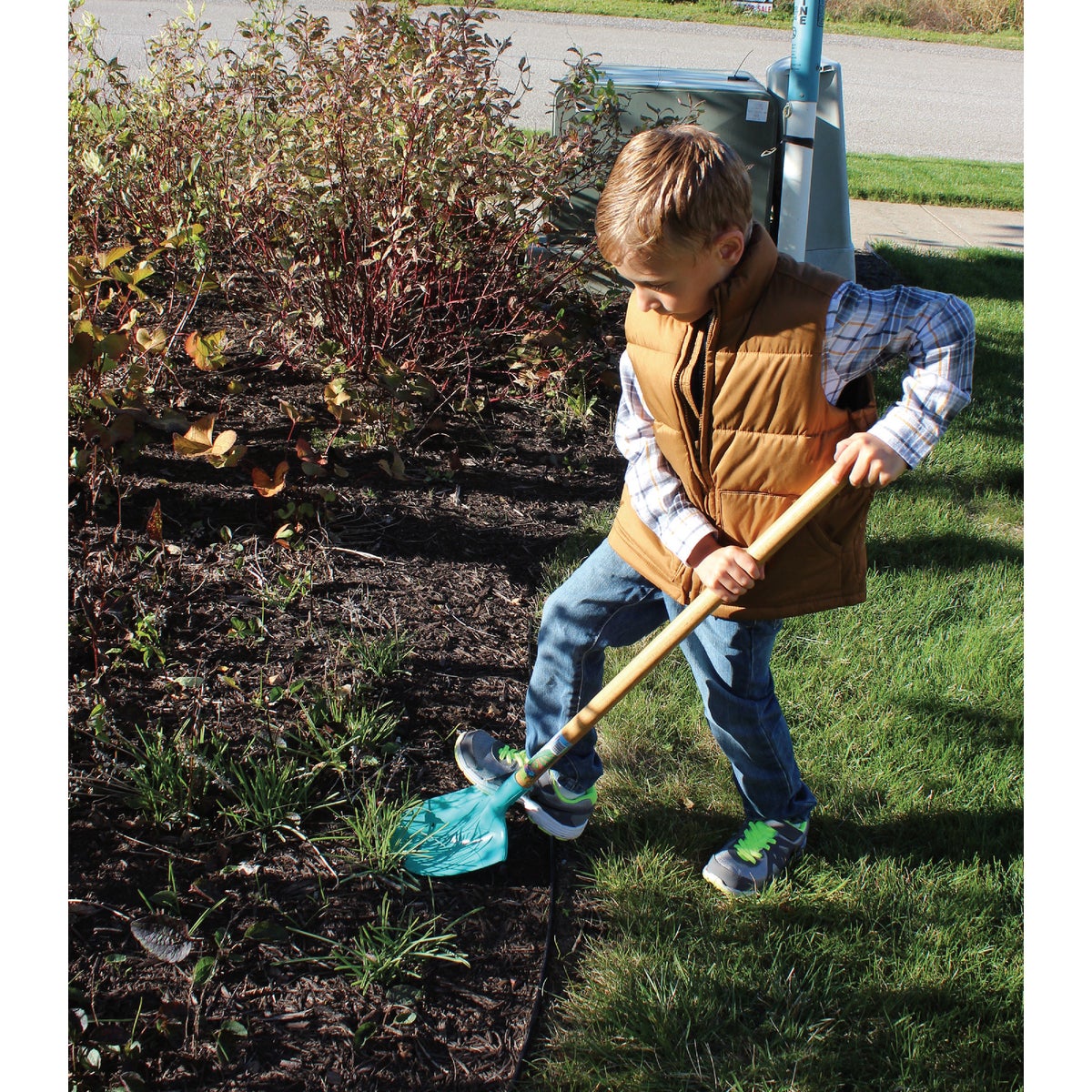 Emsco Little Diggers Kids Garden Shovel Image 2