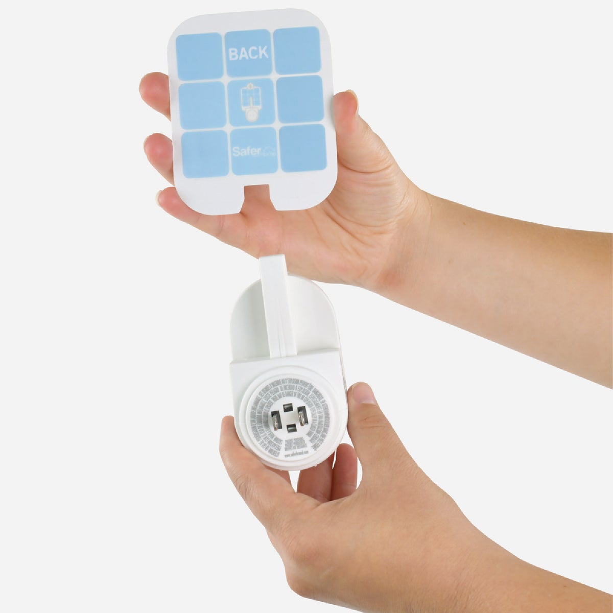 Safer Home Indoor Glue Plug-In Fly Trap Refill (3-Pack) Image 2