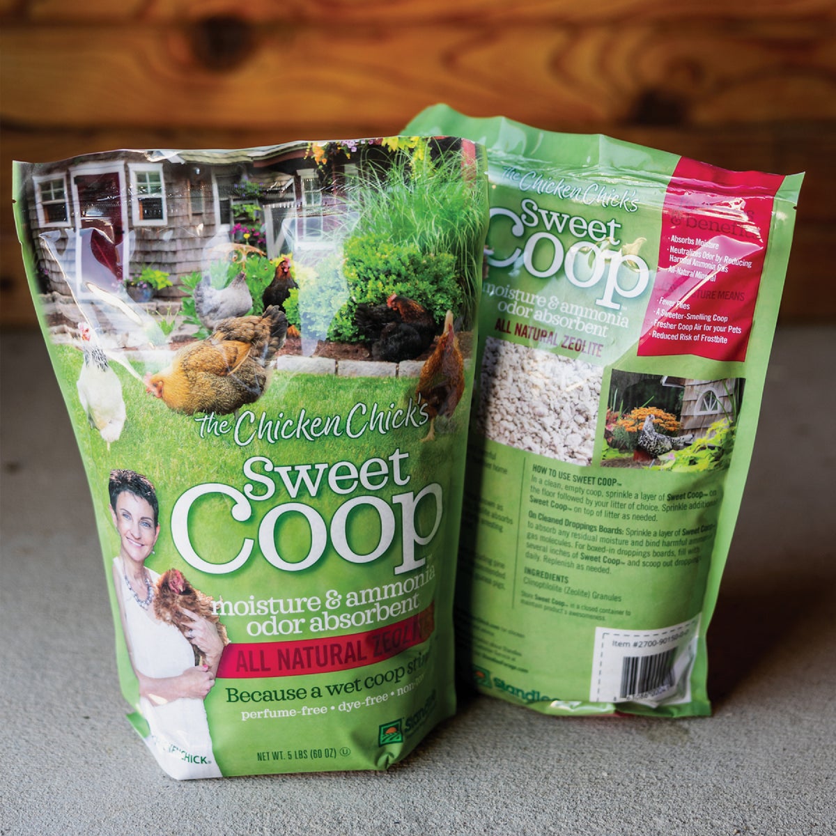 Standlee Premium Western Forage Sweet Coop 5 Lb. Bedding Enhancer Image 5