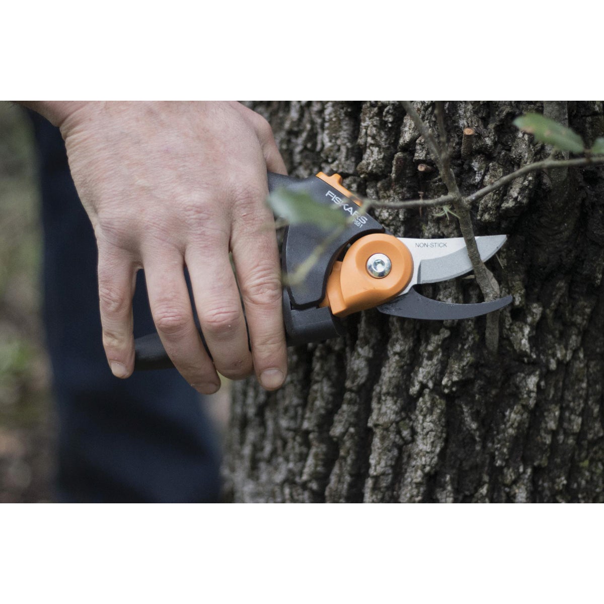 Fiskars PowerGear2 10.75 In. Bypass Pruner Image 2
