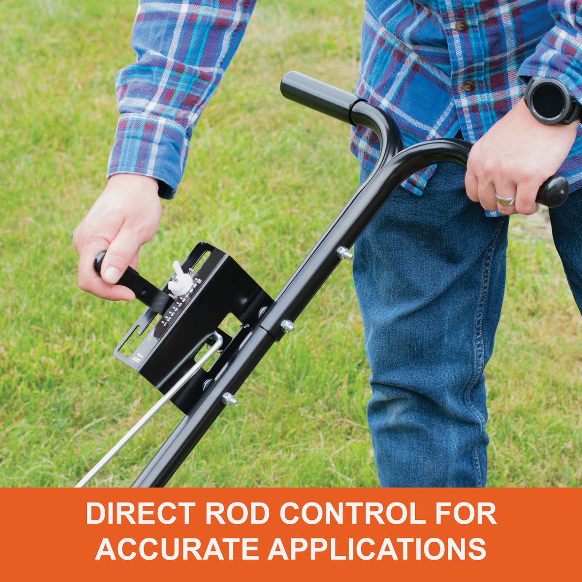 Agri-Fab 85 Lb. Pro Push Broadcast Spreader Image 2