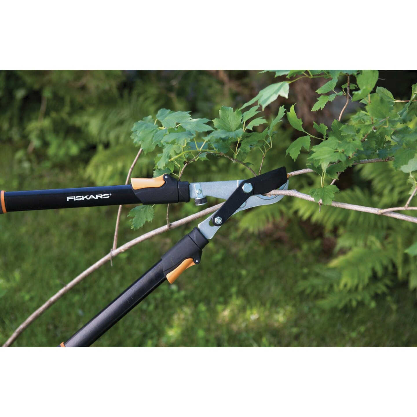 Fiskars Power-Lever 37 In. Steel Telescopic Bypass Lopper Image 4