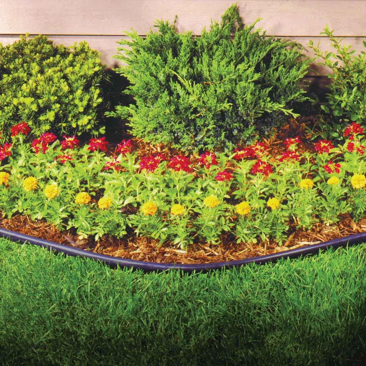 Suncast 5 In. x 50 Ft. Black Coiled Lawn Edging Image 2