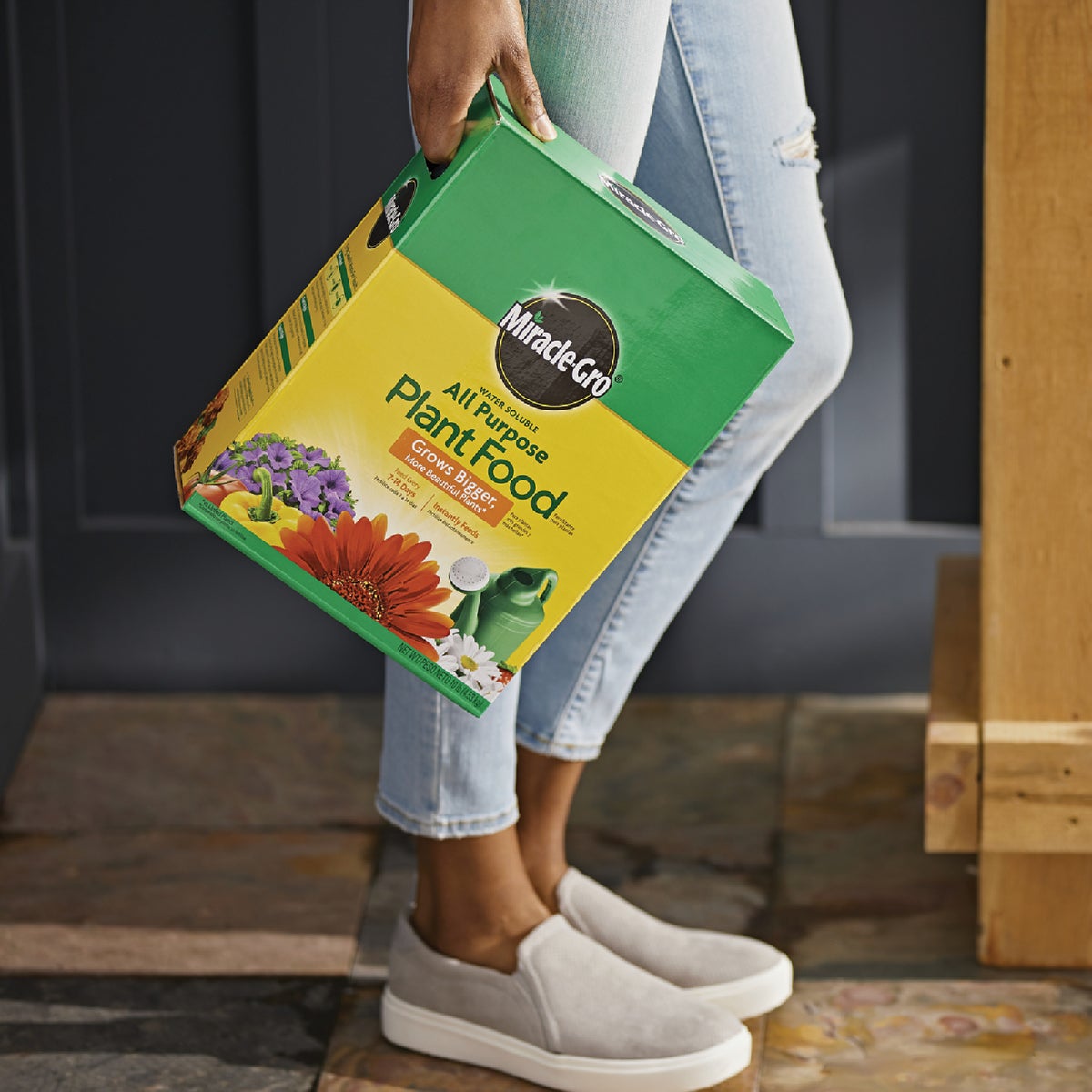 Miracle-Gro 10 Lb. Water Soluble All Purpose Plant Food Image 3