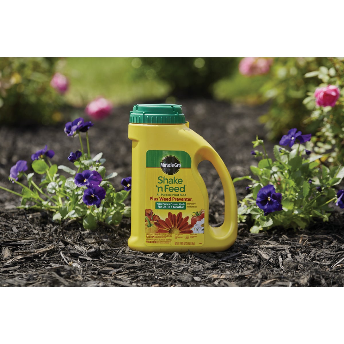 Miracle-Gro Shake 'n Feed 4.5 Lb. All Purpose Plant Food Plus Weed Preventer Image 6