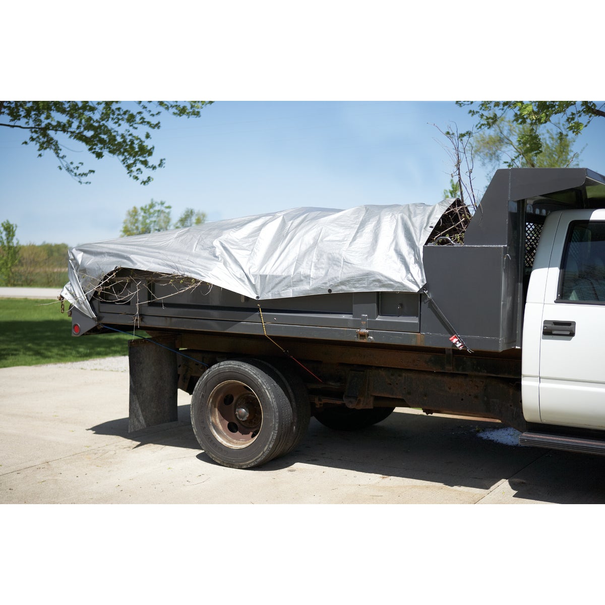 Do it Best Silver Woven 9 Ft. x 12 Ft. Heavy Duty Poly Tarp Image 2