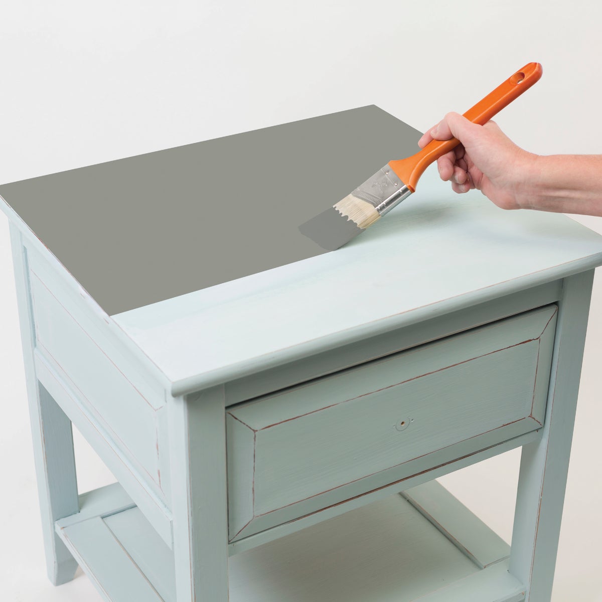 Rust-Oleum Chalked Country Gray Ultra Matte 30 Oz. Chalk Paint Image 5
