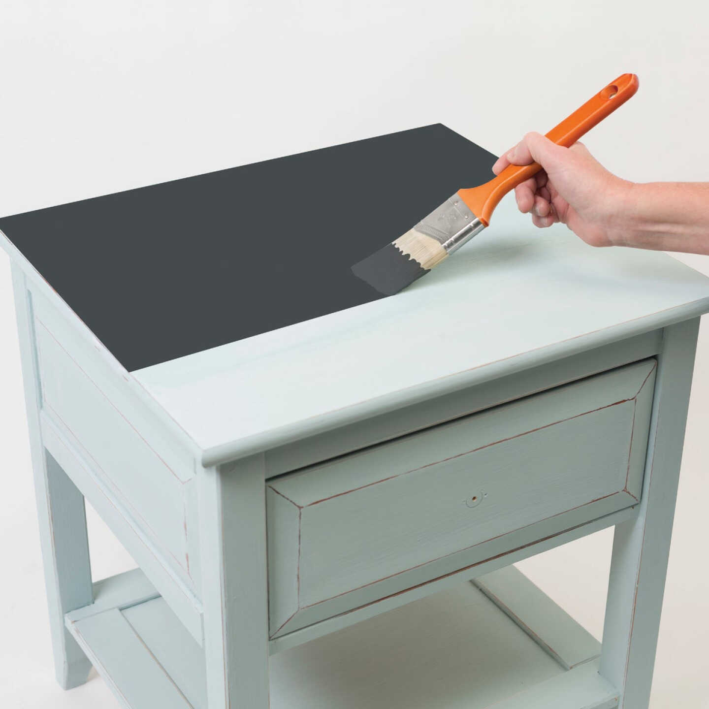Rust-Oleum Chalked Charcoal Ultra Matte 30 Oz. Chalk Paint Image 5