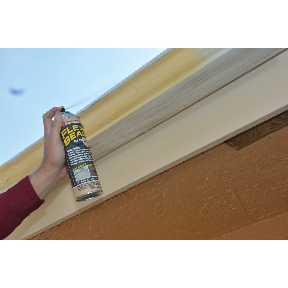 FLEX SEAL 14 Oz. Spray Rubber Sealant, Almond Image 3