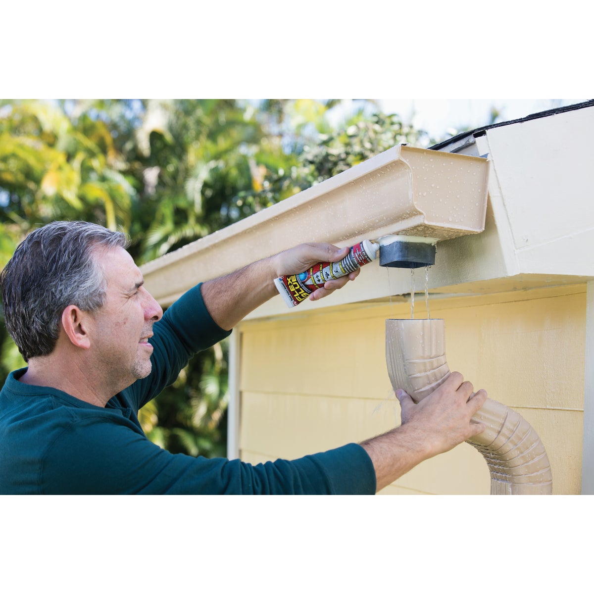 Flex Glue 6 Oz. White Multi-Purpose Adhesive Image 3