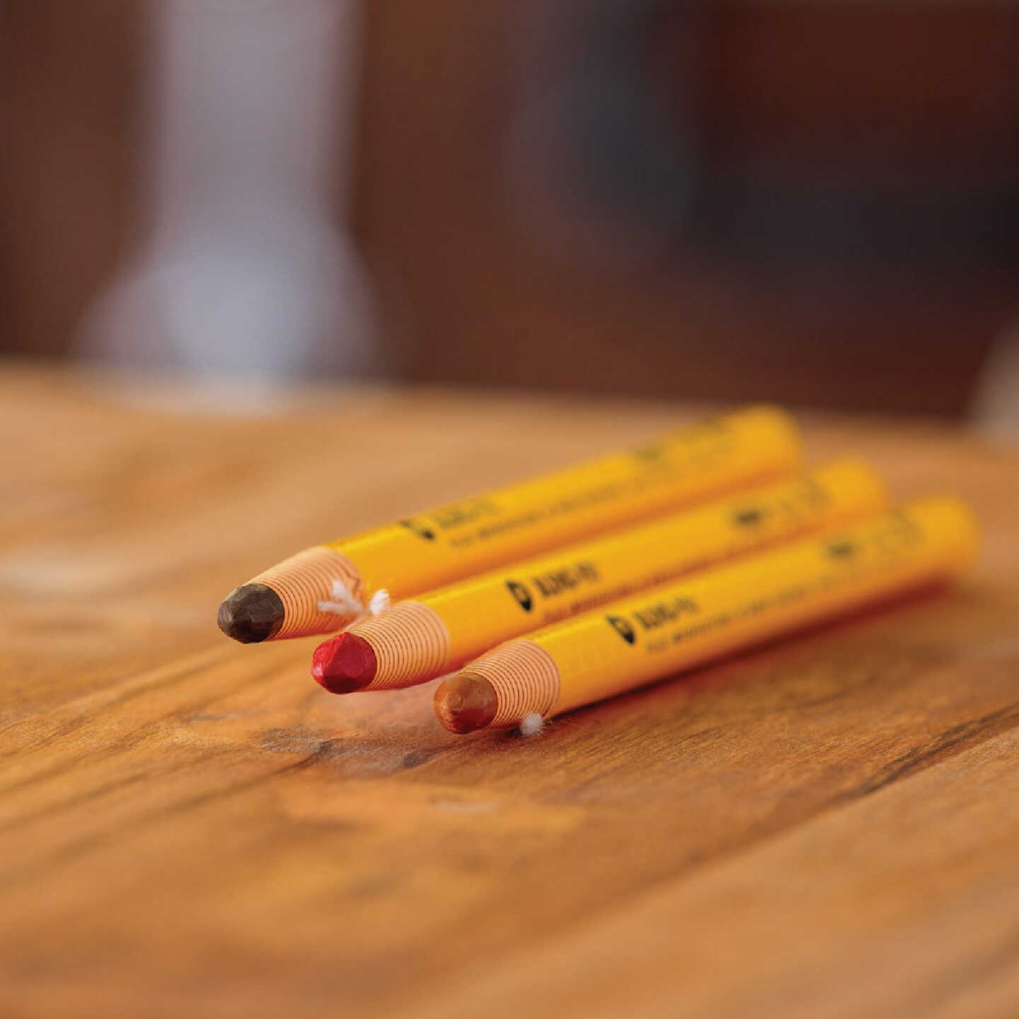 Minwax Blend-Fil Color Group 7 Touch-Up Pencil Image 5