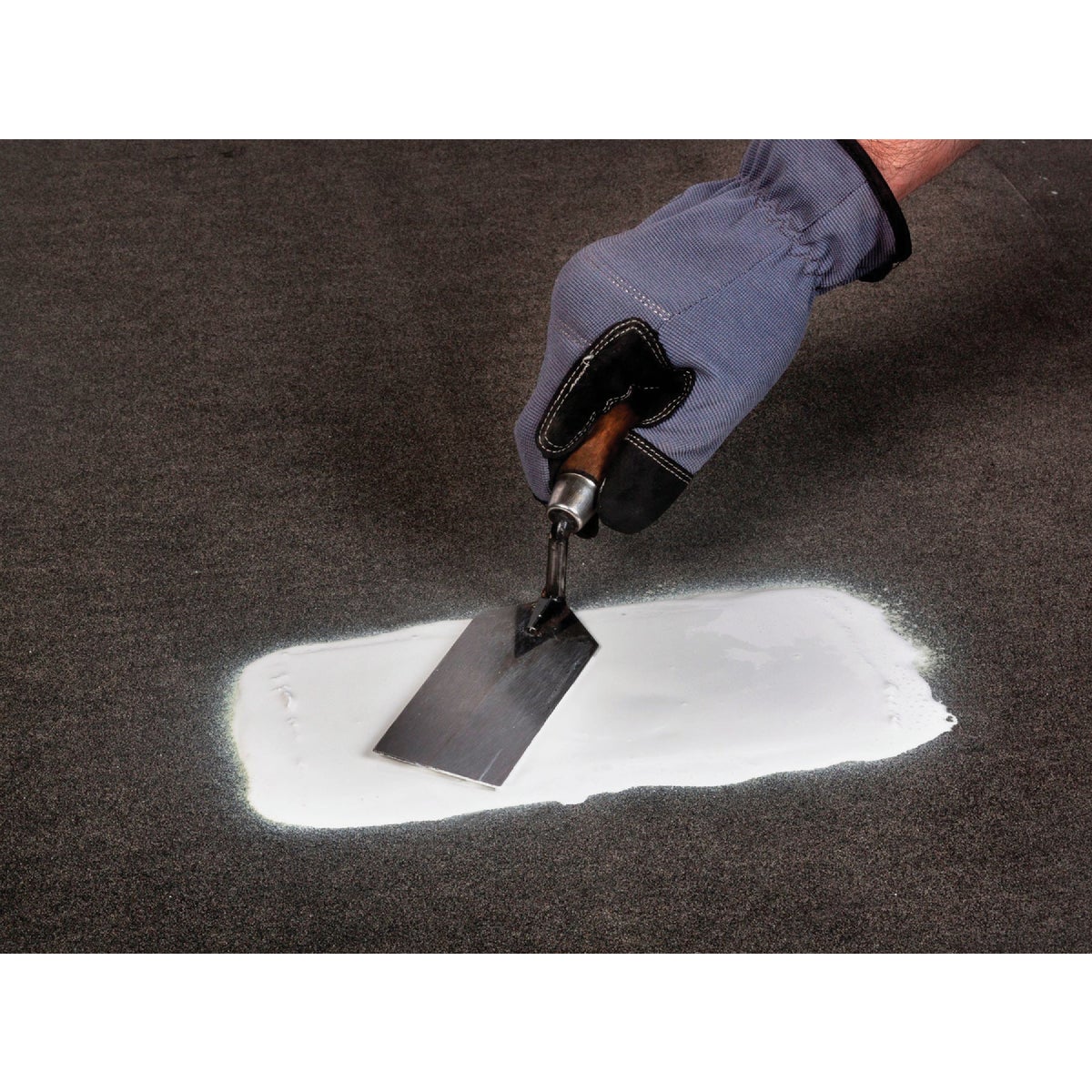 Rust-Oleum 13 Oz. Clear Roofing Patch Cleaner & Primer Spray Image 3