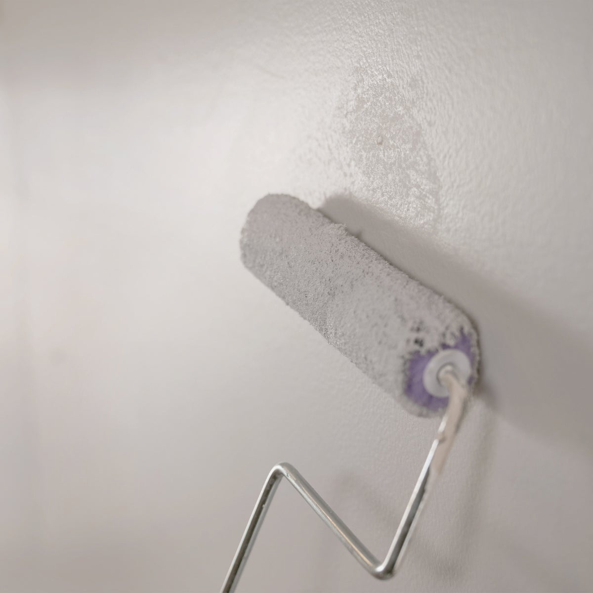 DAP Fast 'N Final 1/2 Pt. Lightweight Latex Patch & Prime Spackling Image 6