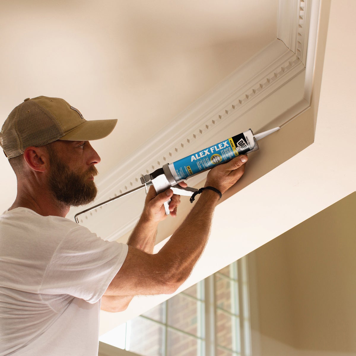 Dap Alex Flex 10.1 Oz. Premium Molding & Trim Acrylic Latex Siliconized Sealant, Antique White Image 7
