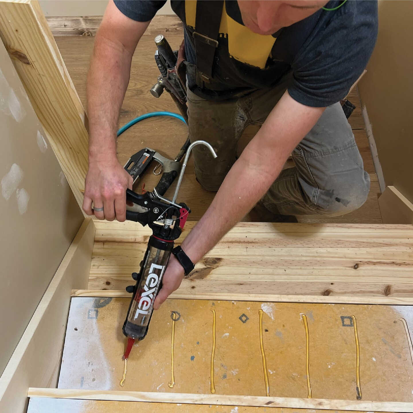 Sashco Lexel 5 Oz. Caulk Polymer Sealant, Clear Image 5