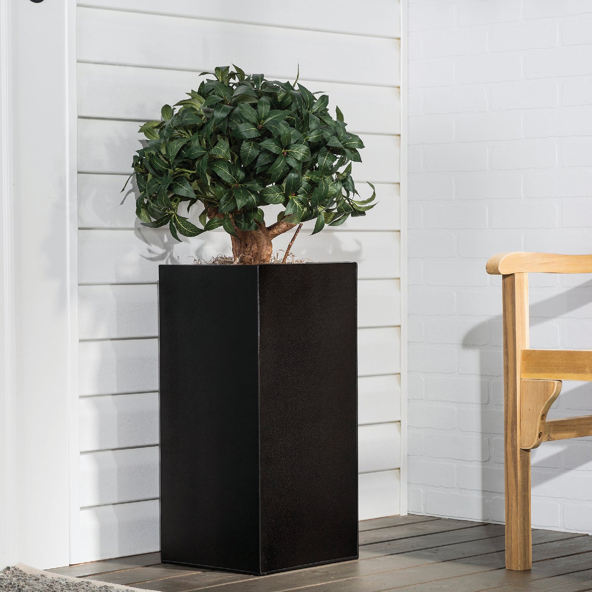 Rust-Oleum Stops Rust Hammered Paint, Black, 1 Qt. Image 2