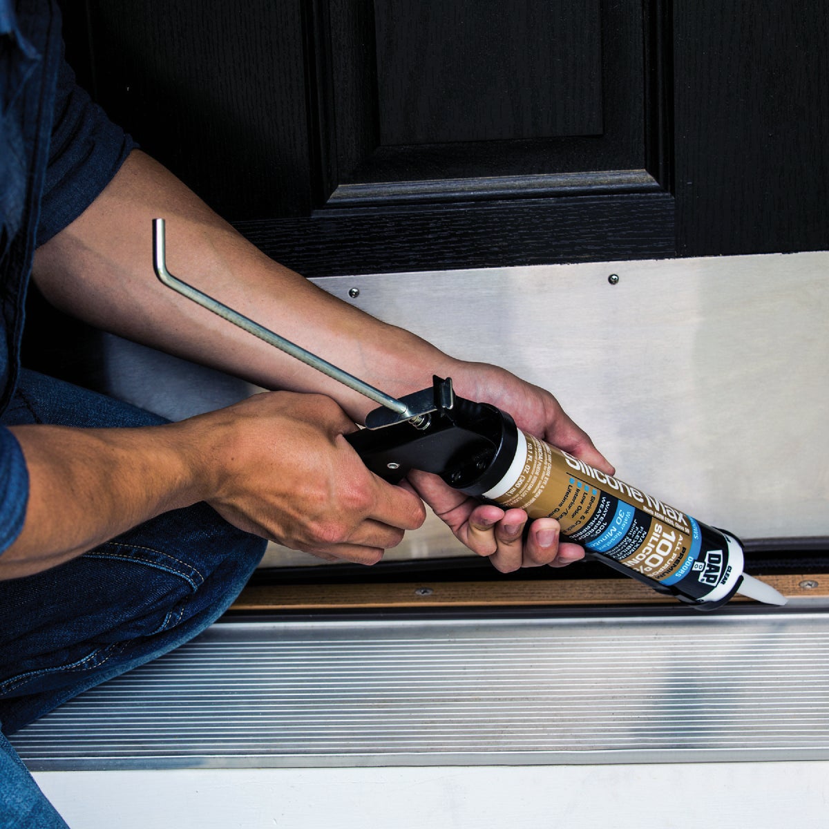 DAP Silicone Max 10.1 Oz. Clear Premium All Purpose
100% Silicone Sealant Image 3